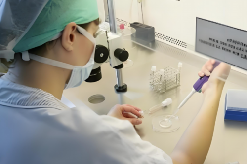 江西代生代怀机构，江西第三代供卵试管：江西做试管婴儿哪个医院比较好？